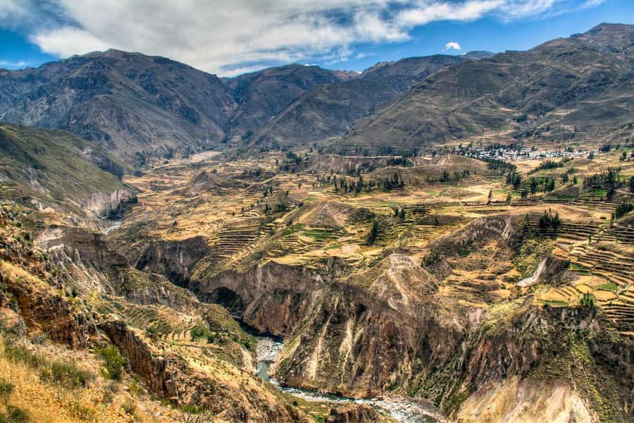 From Arequipa: Colca Valley & Thermal Baths Small-Group Trip - Lunch in Chivay and the long ride home