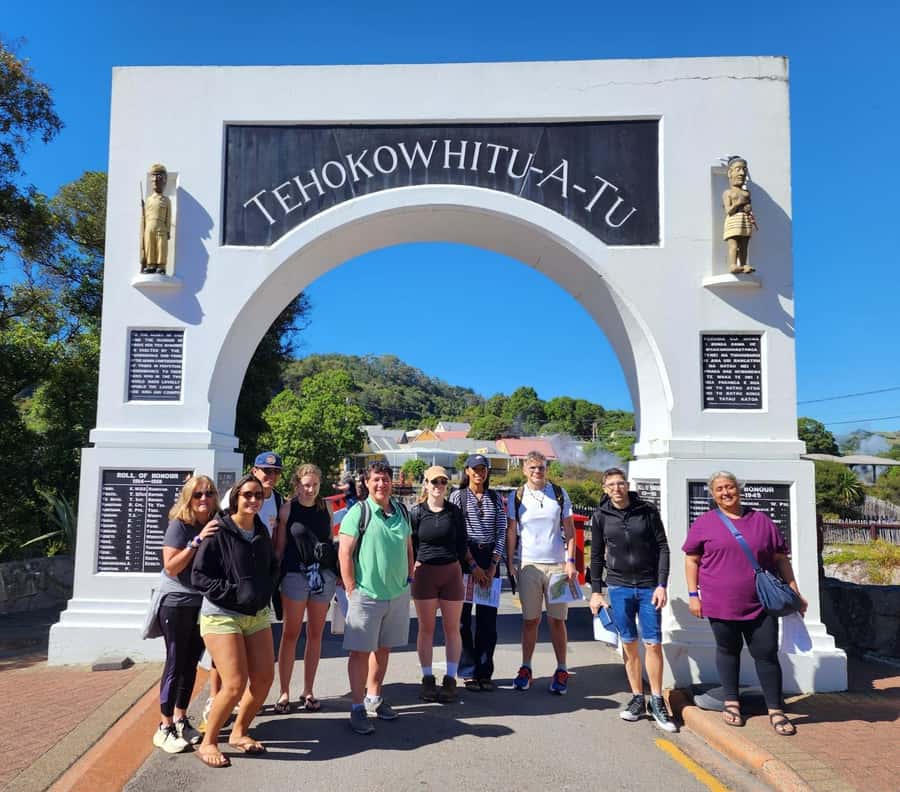 From Auckland: Rotorua Māori Village & Hot Springs with Haka - What the $236 price gets you