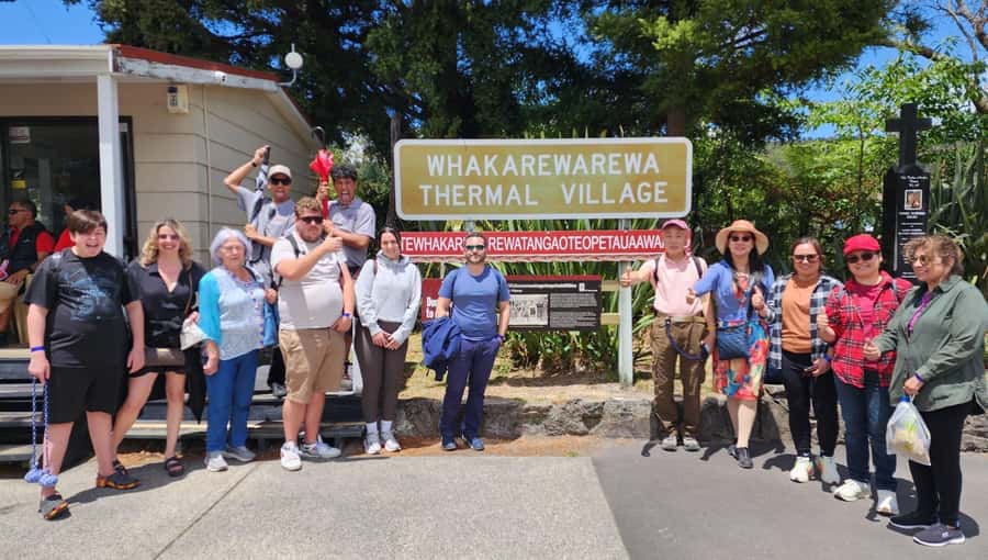 From Auckland: Rotorua Māori Village & Hot Springs with Haka - Pickup details worth knowing