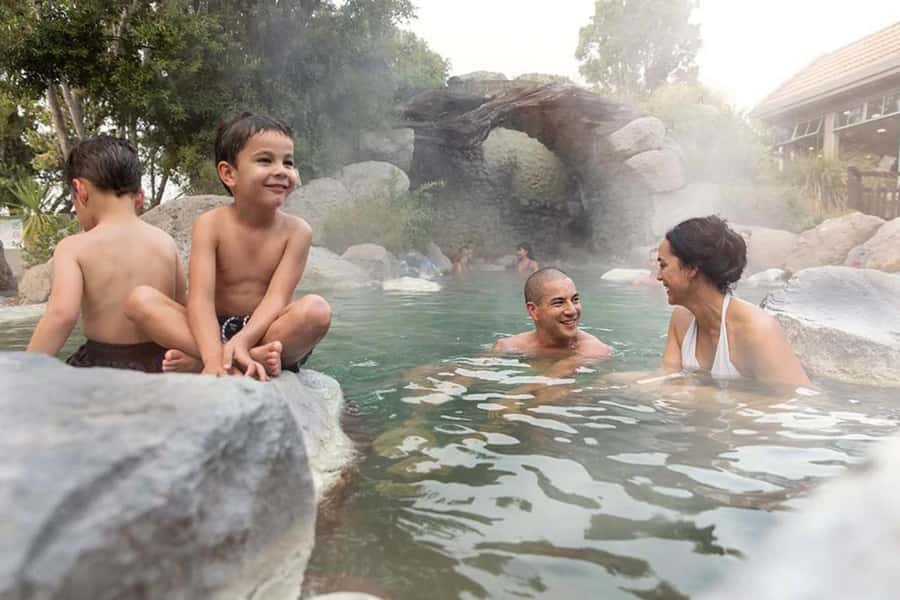 From Auckland: Rotorua Te Puia, Haka & Polynesian Spa Tour - Who will enjoy this tour most