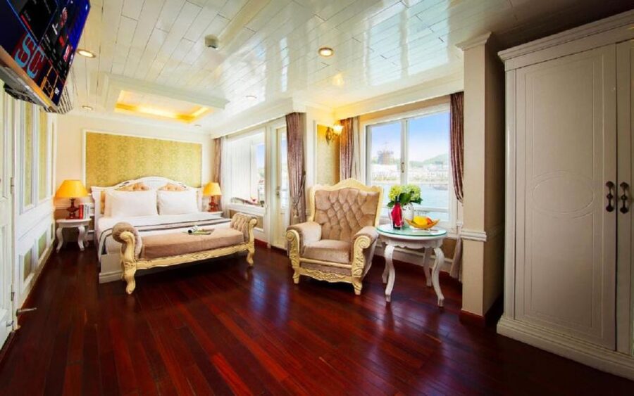 From Hanoi: 2-Day Bai Tu Long Bay Luxury Cruise with Jacuzzi - The practical trade-offs