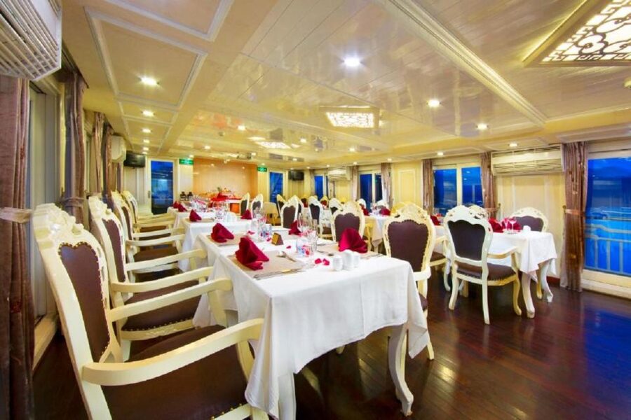 From Hanoi: 2-Day Bai Tu Long Bay Luxury Cruise with Jacuzzi - Cabins, jacuzzis, and what luxury means here