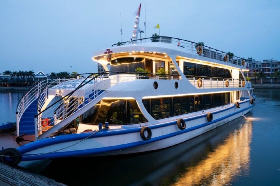 From Hanoi: Ha Long Bay Luxury Cruise Day Tour with Jacuzzi - From Hanoi Old Quarter to Tuan Chau Harbor