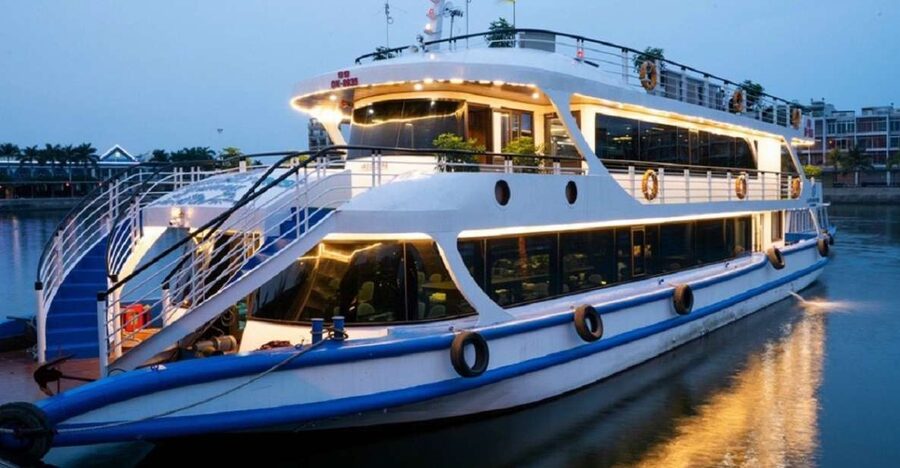 From Hanoi: Ha Long Bay Luxury Cruise Day Tour with Jacuzzi - Buffet Lunch with Room for Dietary Needs