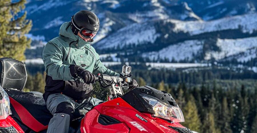 From Krakow: Snowmobile adventure and Thermal Baths tour - The ride south from Krakow