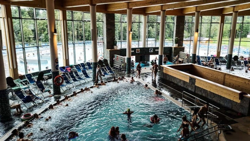 From Kraków: Thermal Baths Evening or Morning Experience - Who should book this outing