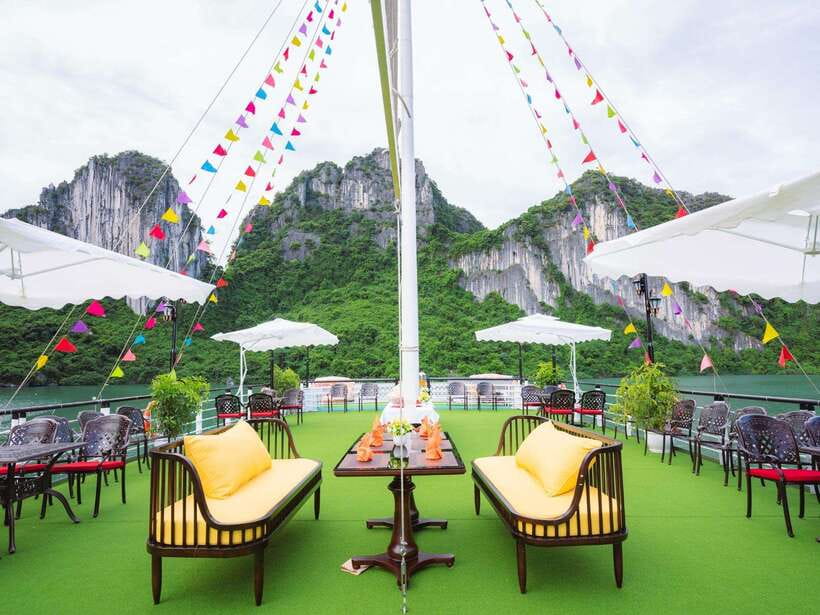 From Ninh Binh:Day Ha Long Bay Premium Cruise-Buffet&Jacuzzi - What the $76 Ha Long Bay cruise actually gives you
