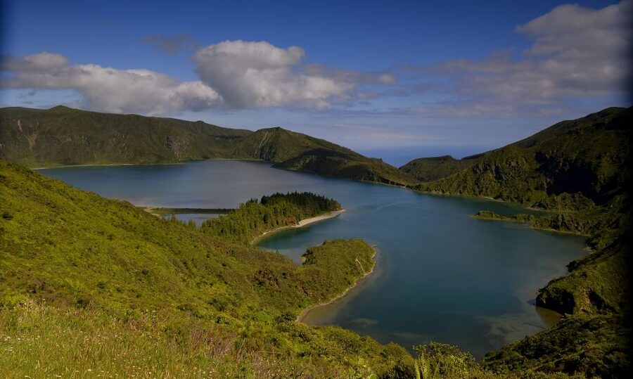 From Ponta Delgada: Lagoa do Fogo & Hot Springs Day Trip - Leaving Ponta Delgada in a small van