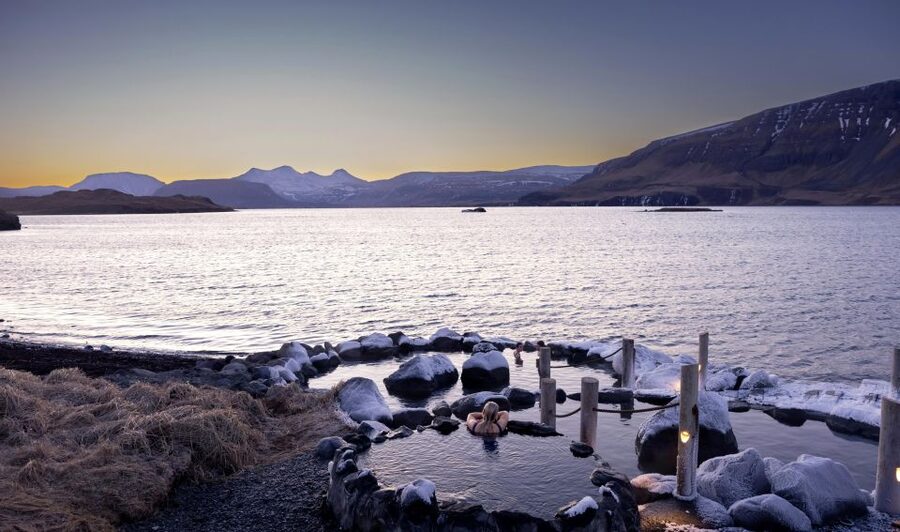 From Reykjavik: Hvammsvík Hot Spring with Transportation - Steam room, swim-up bar, and food