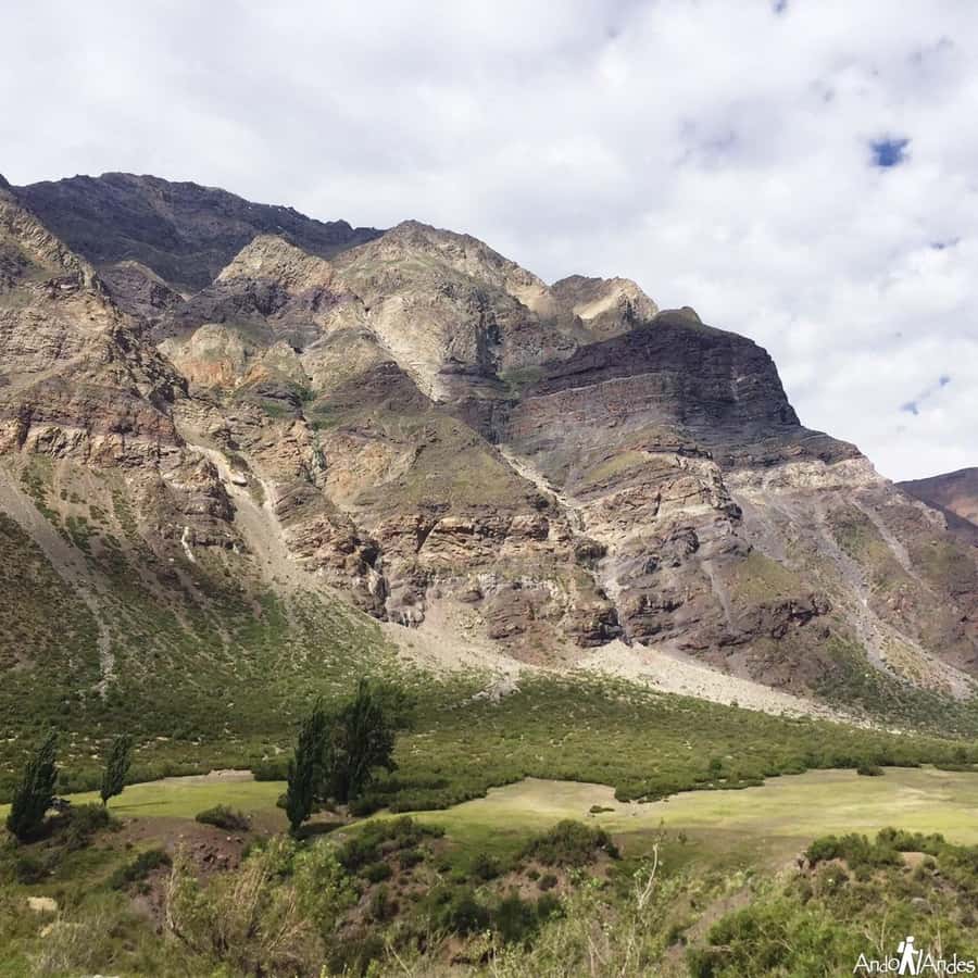 From Santiago: Maipo Canyon Volcano and Hot Spring Tour - Who should book this Andes outing?