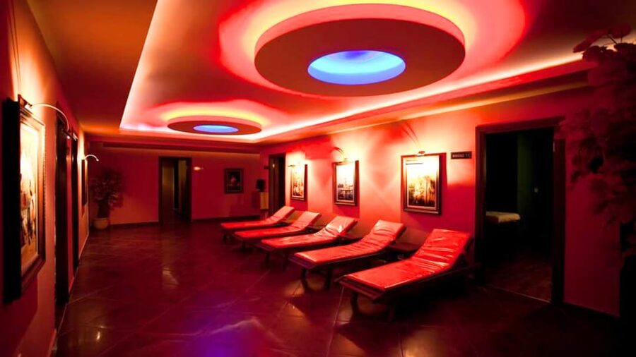 From Side Turkish Bath: Full-Body Peeling & Relaxing Massage - Timing, languages, and practical planning