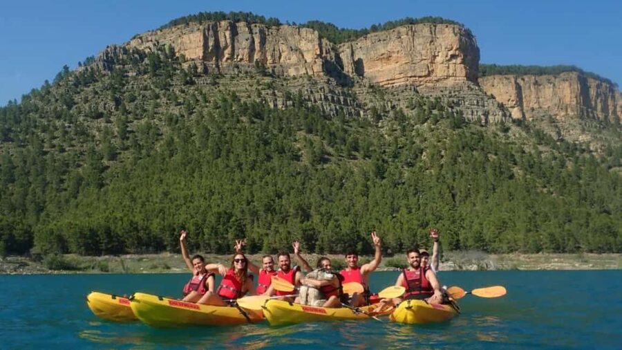 From Valencia: Full Day Tour to Montanejos & Thermal Pools - Starting the Montanejos hike