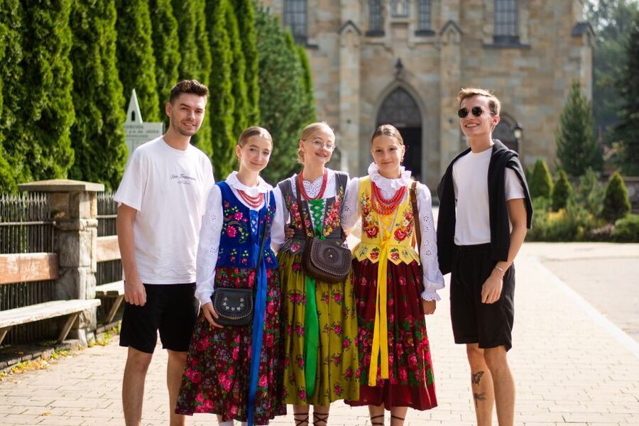 From Zakopane: Tatra Mountains, Sky walk & Hot Springs Tour - Three hours at Chocholowska Thermal Baths
