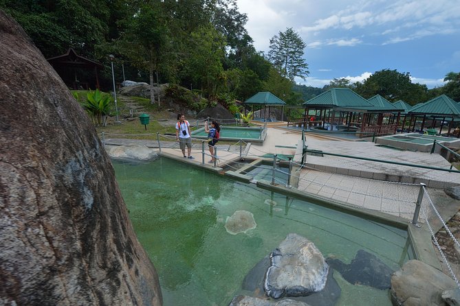 Full-Day Kinabalu Park and Poring Hot Spring Day Trip - The long drive is part of the bargain
