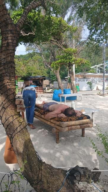 Gili Trawangan: Beach Massage with Sunset and Cocktail - Should You Book This Gili Trawangan Massage?