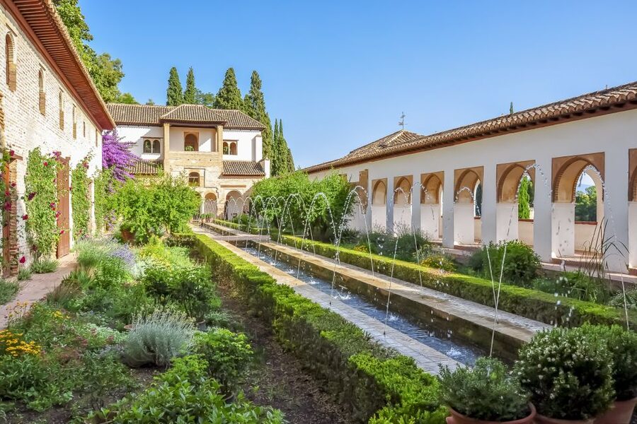 Granada: Alhambra Guided Tour and Arabian Bath and Massage - Hammam Al Andalus after the walking