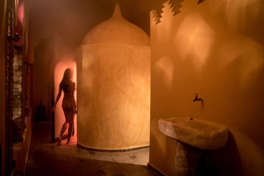 Granada: Hammam Experience with Massage at Baños de Elvira - A Moorish bath in the heart of Granada