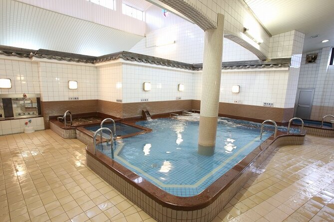 Guide tour of Japanese bathing culture at Funaoka Onsen - What the actual bathing session is like