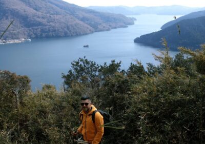 Hakone: Traverse the Hakone Caldera and Enjoy Onsen