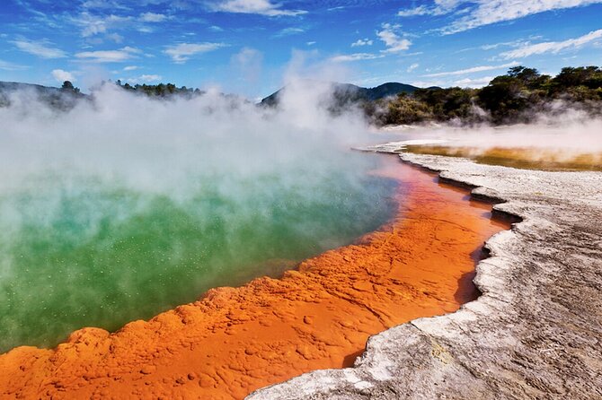 Half-Day Tour - Ex Rotorua: WAI-O-TAPU Thermal Wonderland - Starting at Rotorua iSite on Fenton Street
