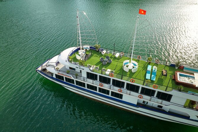 Halong 5star Cruise Day Trip: Buffet Lunch, Jacuzzi & Kayaking - Kayaking or bamboo boat at Luon Cave