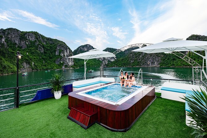 Halong 5star Cruise Day Trip: Buffet Lunch, Jacuzzi & Kayaking - Buffet lunch with seafood and Vietnamese dishes