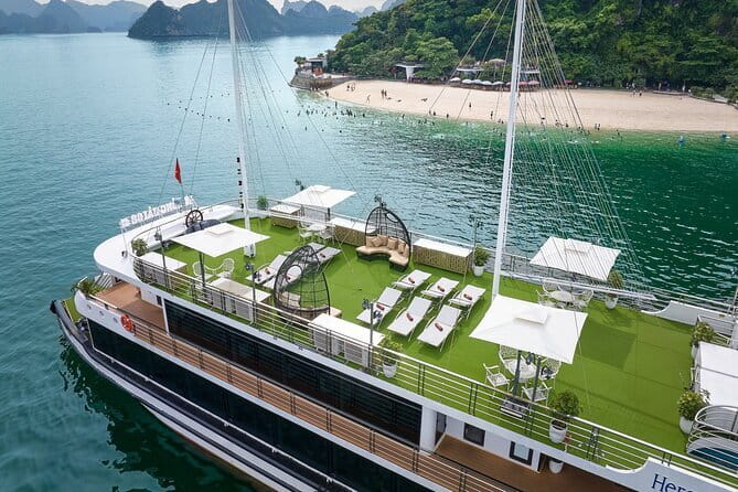 Halong Bay Day Tour Luxury Cruise With Jacuzzi and Buffet Lunch - A full Halong Bay day from Hanoi