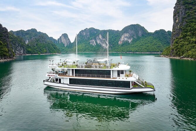 Halong Bay Day Tour Luxury Cruise With Jacuzzi and Buffet Lunch - Boarding the premium boat at noon