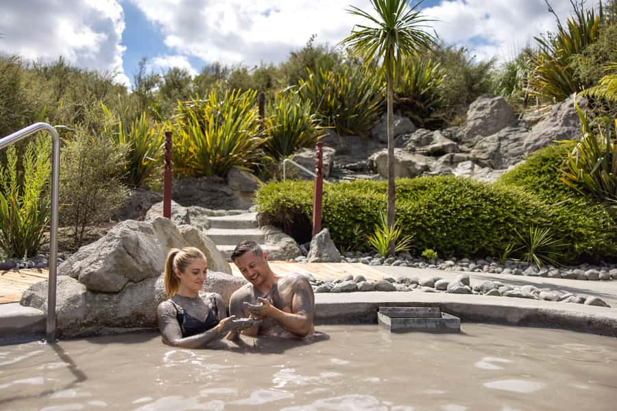 HELL'S GATE Mud Spa, Rotorua - Group Day Tour Ex Auckland - Why Hell’s Gate makes a strong Rotorua day trip