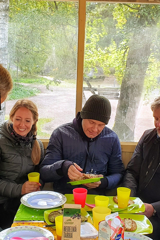 Helsinki: Bike or E-Bike Tour, BBQ, Sauna, Parks, and Forest - The return through Keskuspuisto