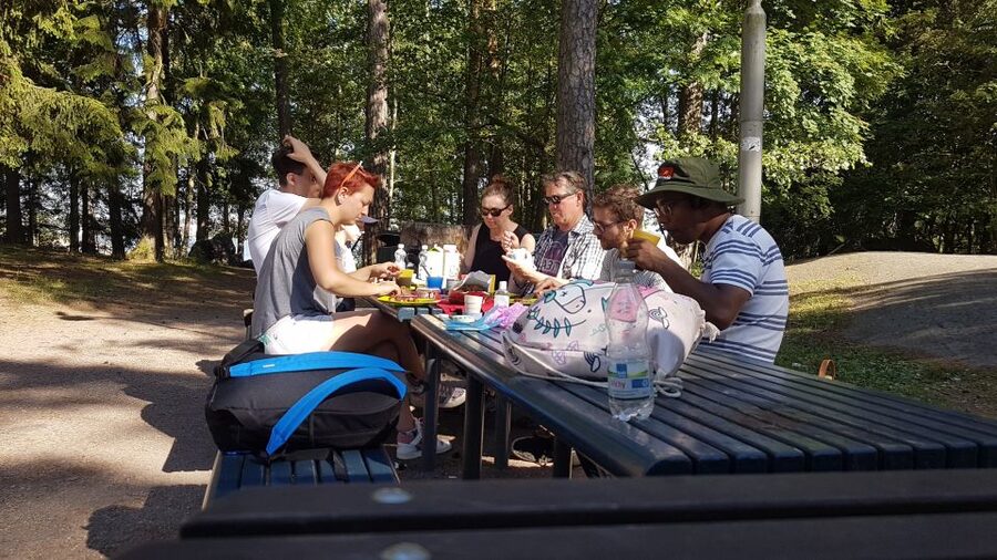 Helsinki: Bike or E-Bike Tour, BBQ, Sauna, Parks, and Forest - Starting at Huopalahti and riding through Meilahti