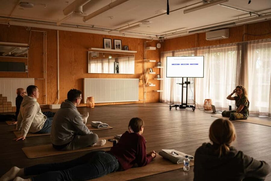 Helsinki: Finnish Ice Swimming & Sauna Training Experience - Why Finnish cold-water training is different