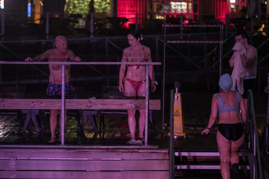Helsinki: Finnish Ice Swimming & Sauna Training Experience - The final discussion and skills you take home