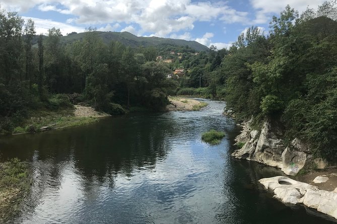 Hiking, eating and relaxing in an 18th century Spa near Oviedo - Arriving in Las Caldas and its old spa