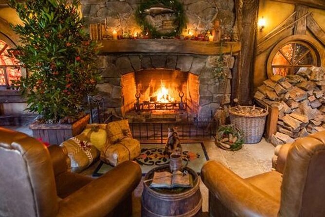 Hobbiton Movie Set Tour to Blue Springs and Mineral Spa - Hobbiton: two and a half hours in Middle-earth