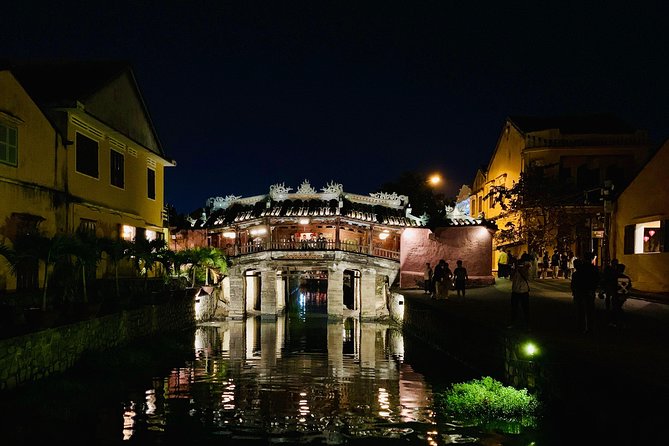 Hoi An By Night with Boat Trip and Foot Massage - A four-hour introduction to Hoi An after dark