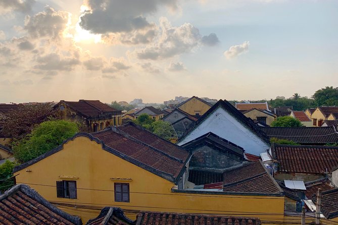Hoi An By Night with Boat Trip and Foot Massage - Group size, timing, and practical comfort