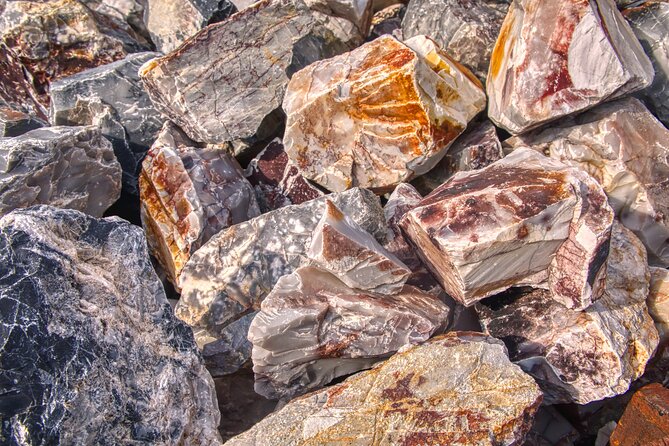 Hot Springs NP Self Guided Driving and Walking Audio Tour - Goat Rock and the Indian Mountain view