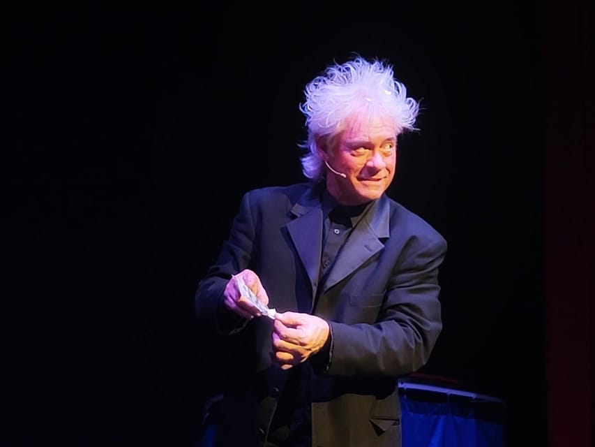 Hot Springs: The Maxwell Blade Theatre of Magic - Should you book the Maxwell Blade Theatre of Magic?