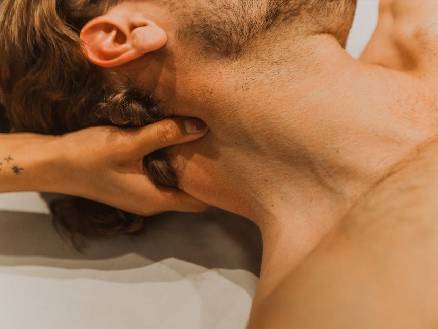 Hurghada: Full Body Massage - Private rooms, shared transport, and the communication gap