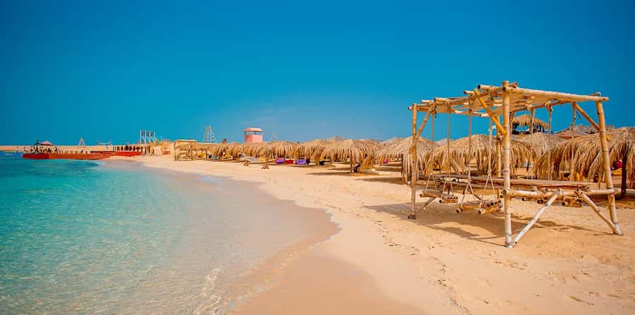 Hurghada: Hula Hula Cruise with Lunch, Massage, & Snorkeling - Timing, waves, and the sunset trade-off
