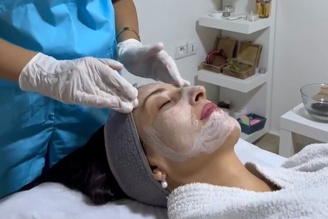Hydrafacial beauty treatment and facial massage in Marrakech - Who should consider this treatment
