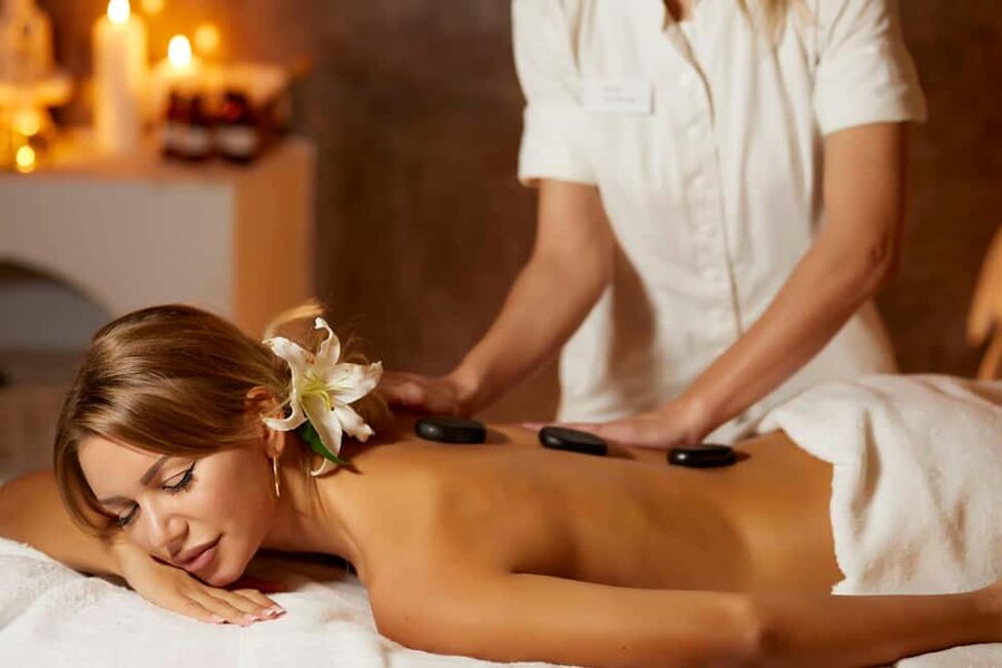 Imerovigli: Aromatherapy Couples’ Massage - Entering the private spa suite in Imerovigli