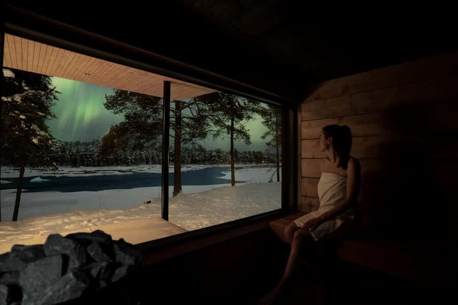 Inari: Finnish Sauna and Jacuzzi Experience - Sauna heat beside the Juutua River
