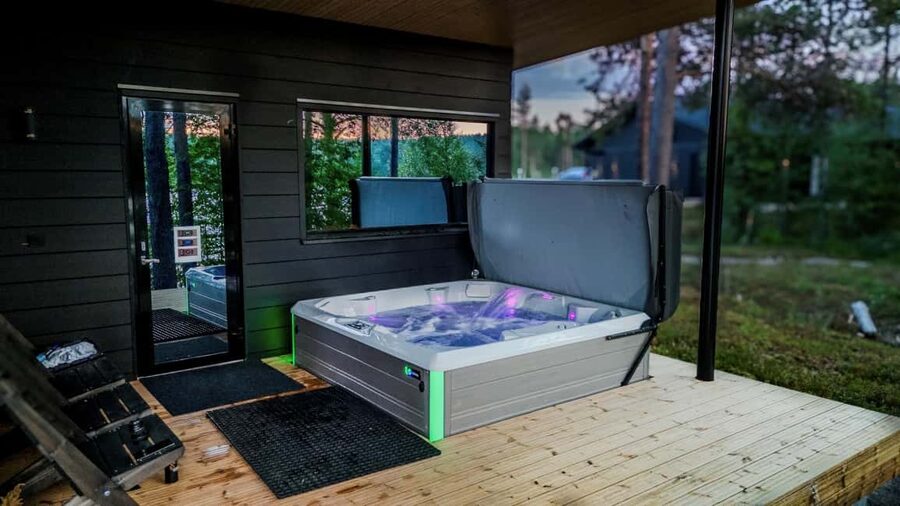 Inari: Finnish Sauna and Jacuzzi Experience - What your 90 minutes can look like