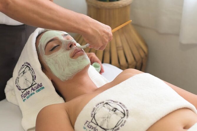 Island Beauty Spa Getaway - A 30-minute mango and papaya facial