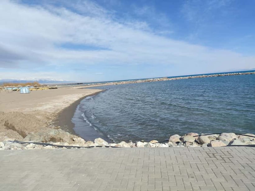 Issyk Kul Adventure: Lake Swim, Hot Springs & Ruh Ordo Tour - One hour at the hot springs