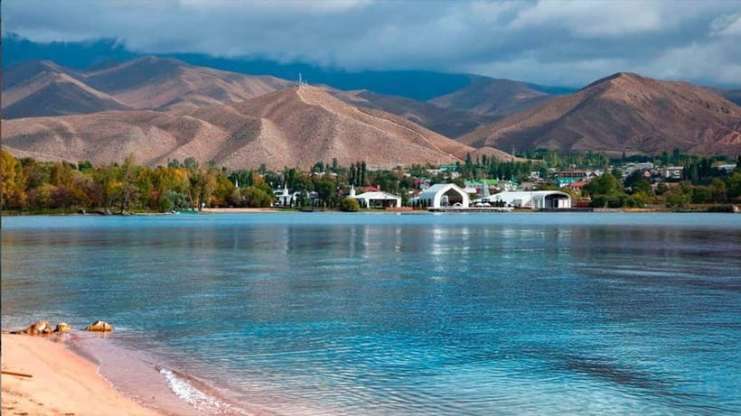 Issyk Kul Adventure: Lake Swim, Hot Springs & Ruh Ordo Tour - The long road from Bishkek to Issyk Kul