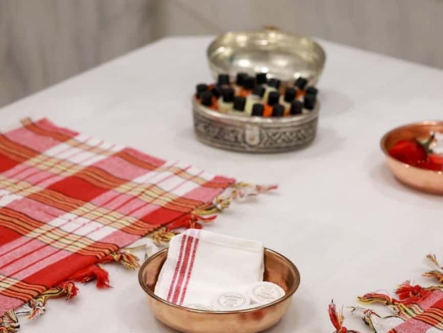 Istanbul: Ottoman Hammam Turkish Bath & Massage - Refreshments and the small details