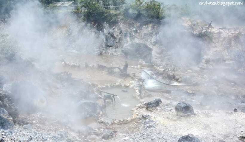 Jakarta: Volcano, Suspension Bridge, and Hot Spring Tour - Booking details that matter